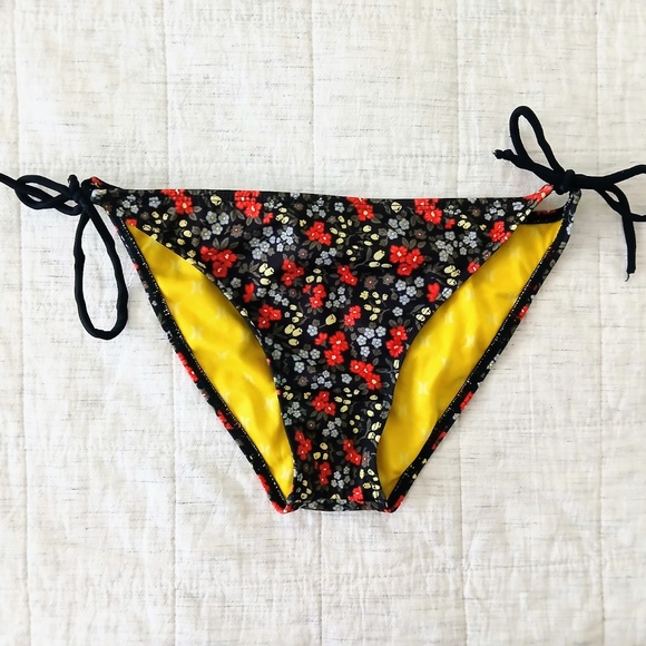 Hurley Flower Print Bikini - Picture 4 of 6
